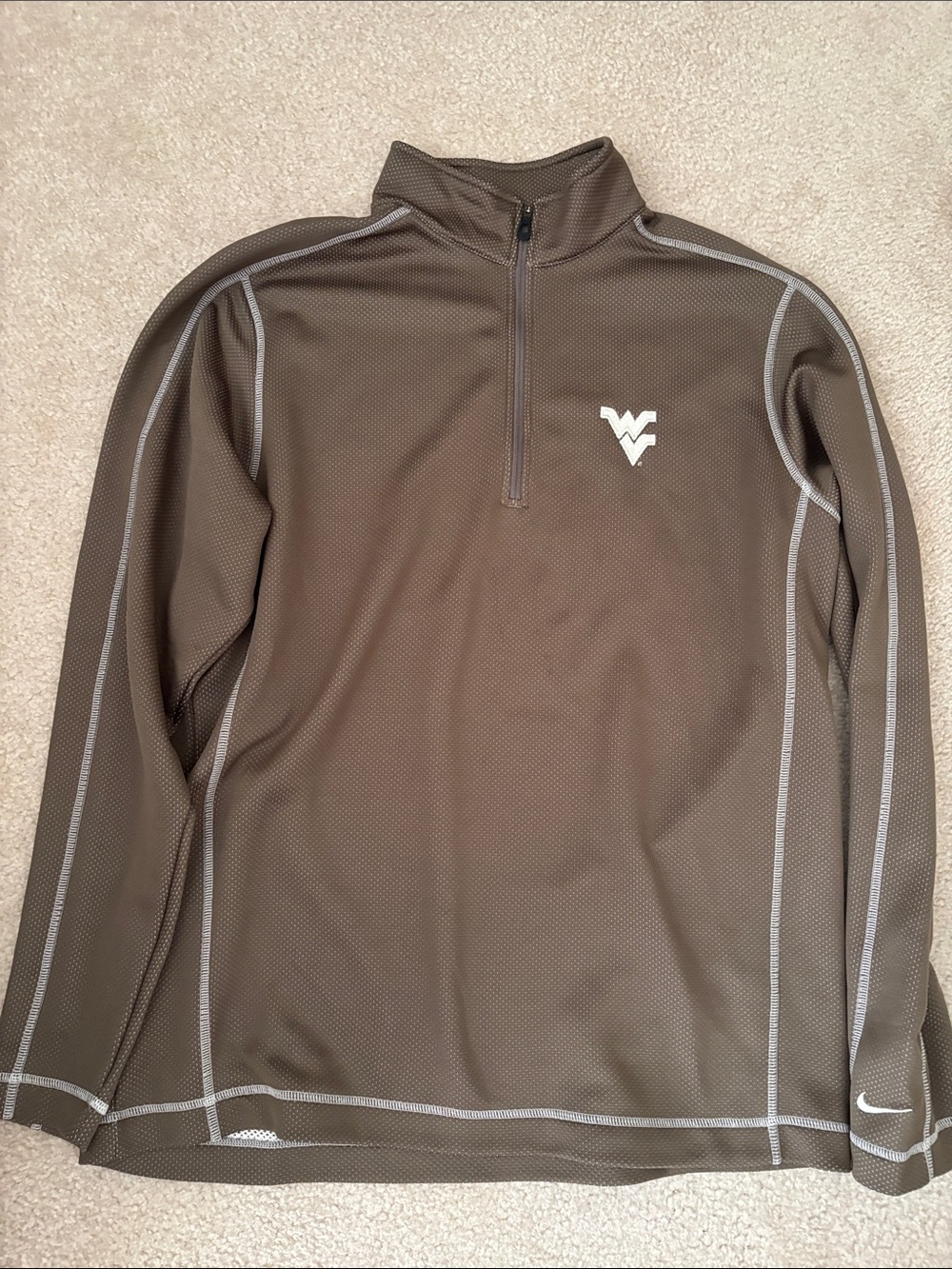 Nike WVU 1/4 zip golf pullover brownish tan size large